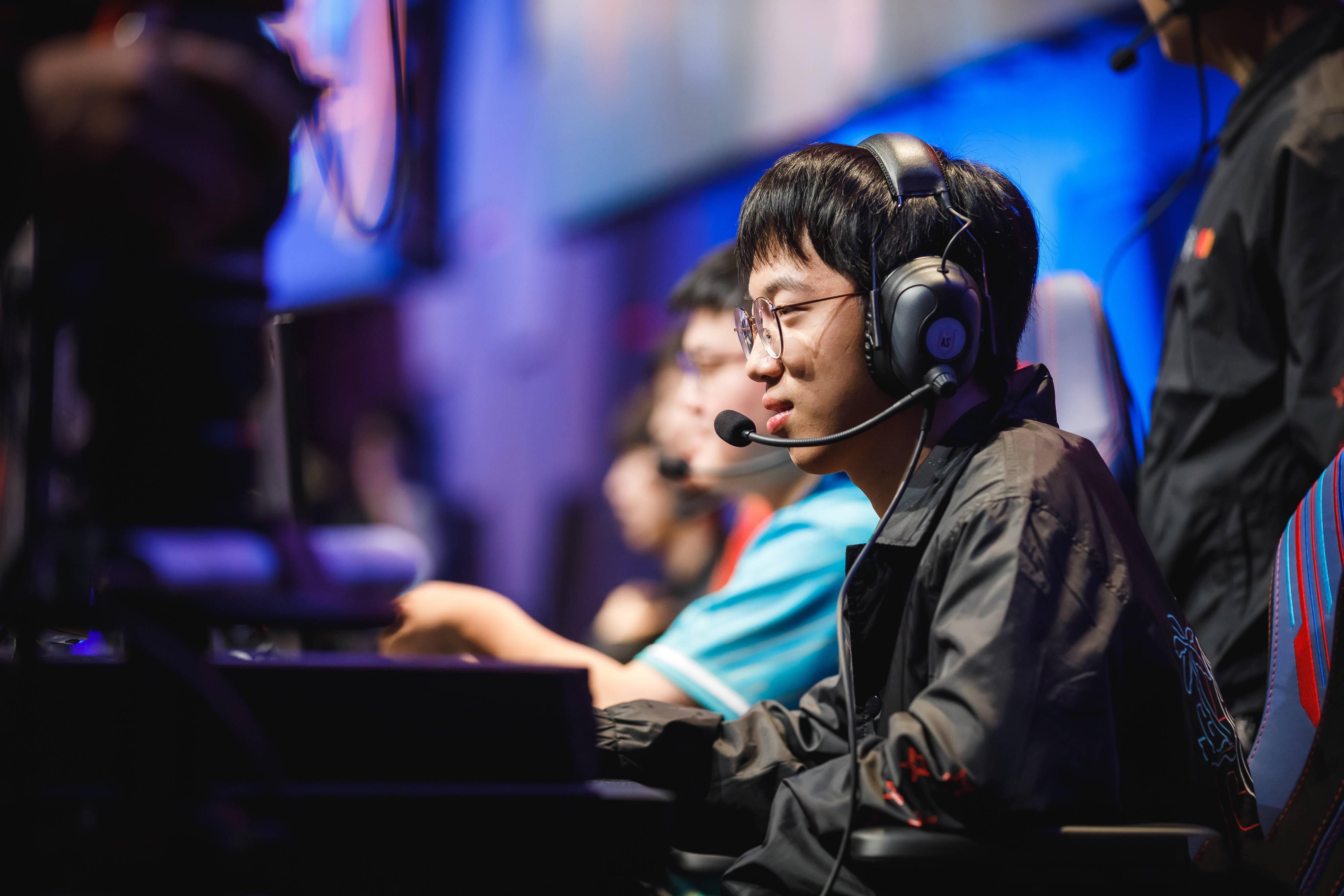 塞尔维亚队前途光明!,Karsa新星重要助攻表现突出气势如虹延续(塞尔维亚华人打工群) 塞尔维亚队前途光明!,Karsa新星重要助攻表现突出气势如虹延续(塞尔维亚华人打工群)