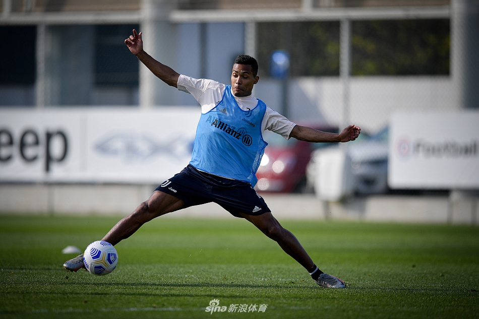 训练课后尤文图斯调整名单以备NBA总决赛；队长鼓劲环节打磨；管理层满意；赛季目标并未改变的简单介绍