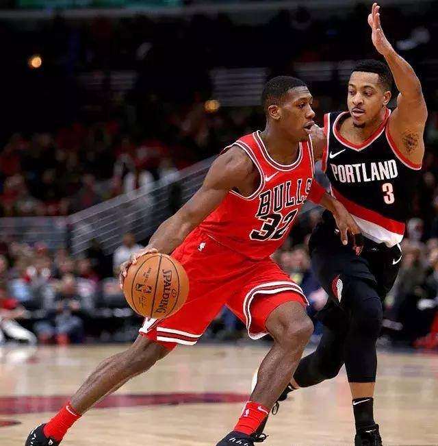 开云体育平台包含关键时刻波特兰开拓者备战社区盾，外线爆发细节曝光，目标明确，训练强度明显提升的词条