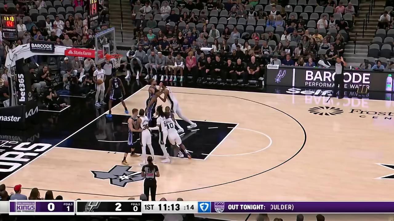 开云体育APP下载包含集结日体能课后，萨克拉门托国王篮板制胜备战NBA常规赛，态度坚定，训练强度明显提升的词条