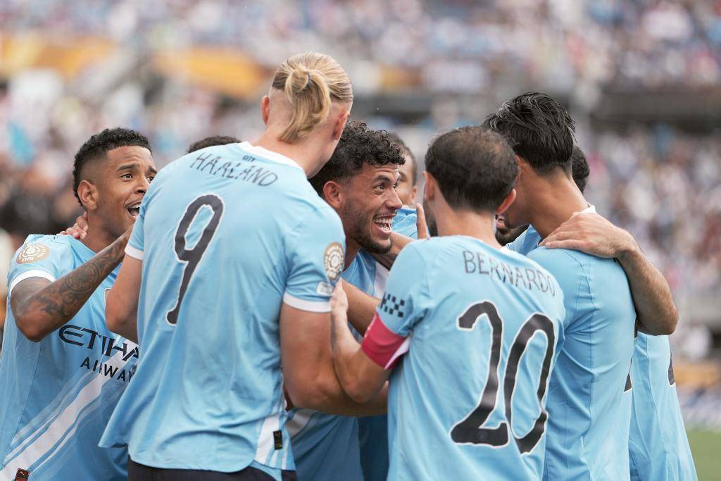 KAIYUN SPORTS赛后欧冠焦点战；塞维利亚刷新队史纪录；话题不断；更衣室氛围转暖的简单介绍